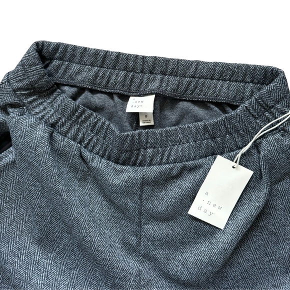 NWOT High-Rise Knit Pants Gray Sz XS - Picture 10 of 15